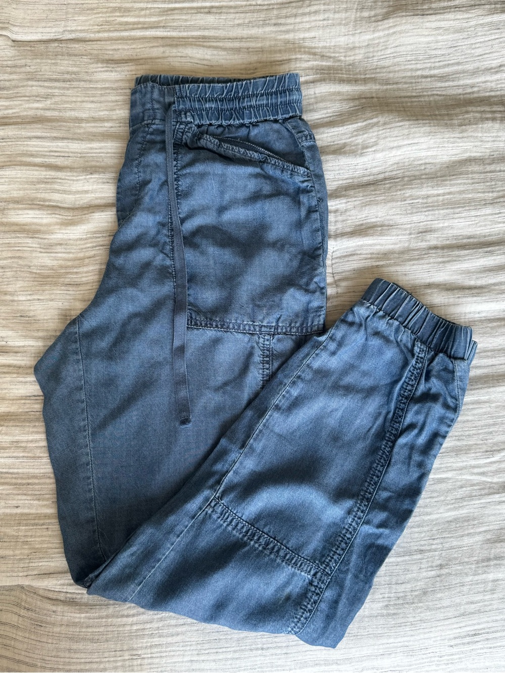 Banana Republic 100% Lyocell Chambray Jogger Pants Blue Drawstring Size XS